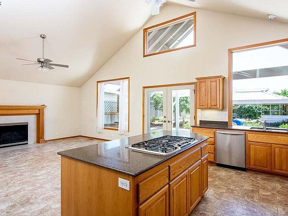 Gas Fireplace, great celling, large windows