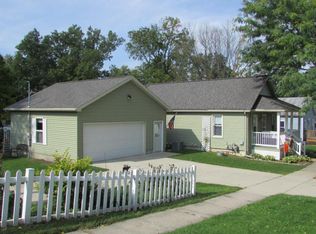 120 S Barnes St, Mason, MI 48854