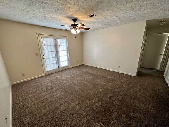 3rd image of 3247 Tower Dr #3247E
