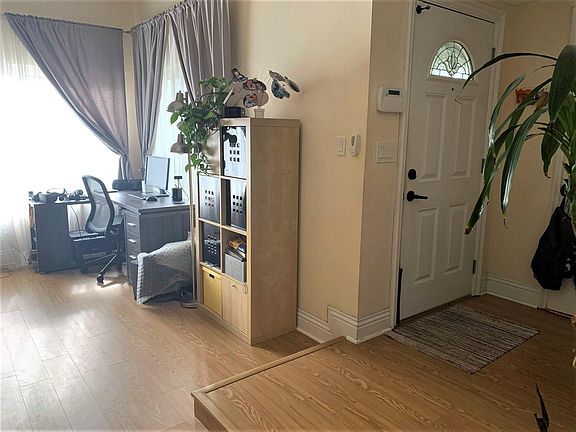 3rd image of 5031 La Cuenta Dr