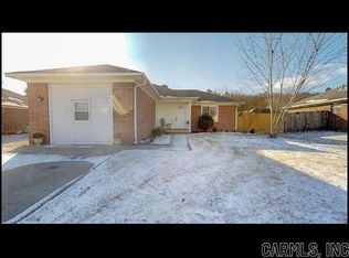 1455 Southern Hills Dr, Conway, AR 72034