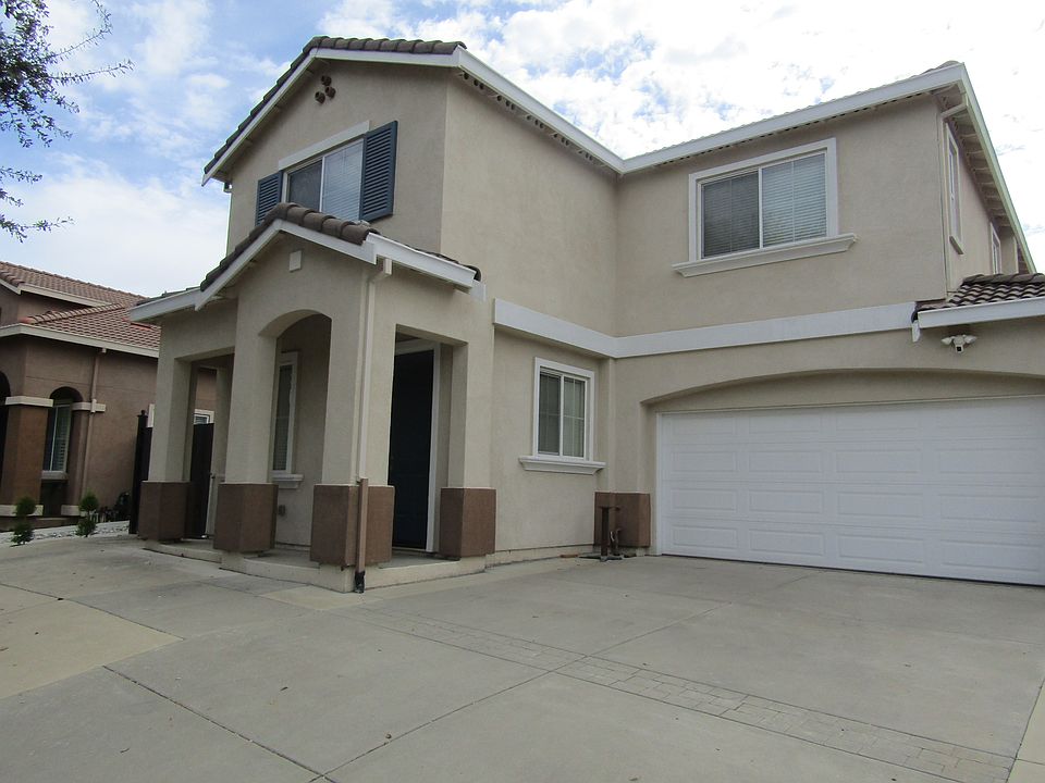 1st image of 2579 Gold Hill St