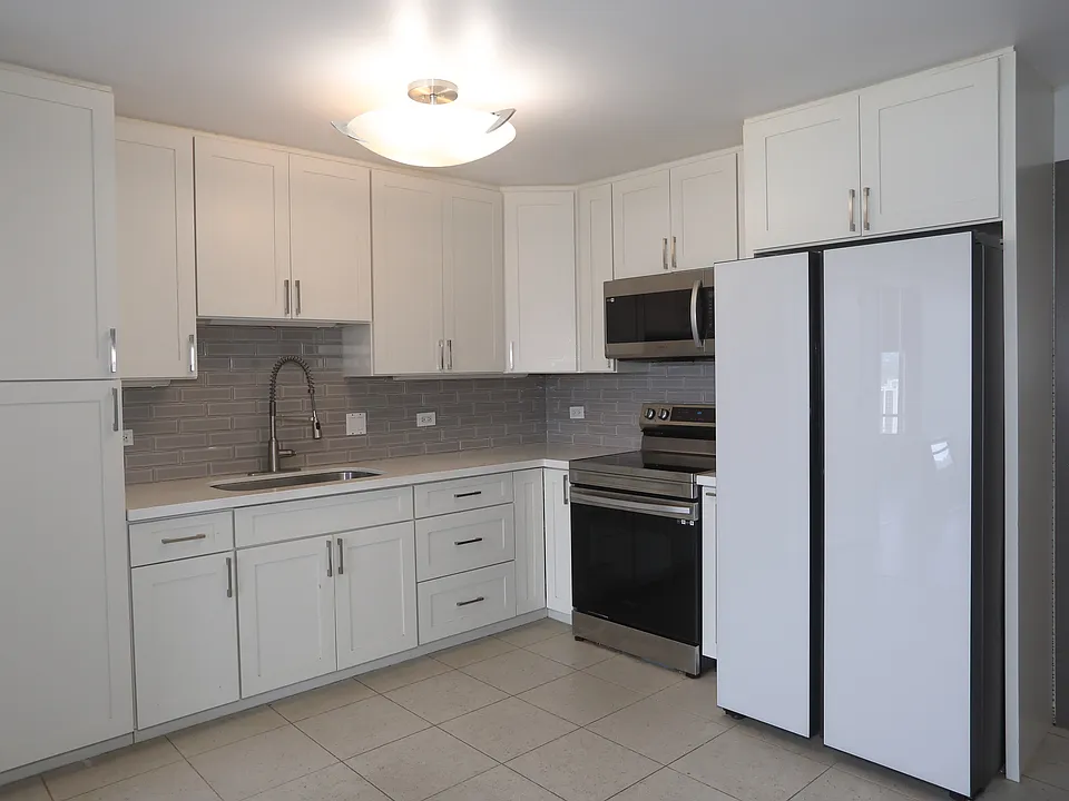 1009 Kapiolani Blvd #3111