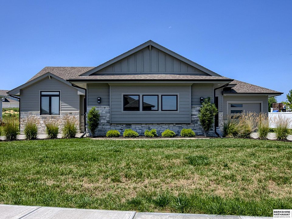 1st image of 4402 S 218th St