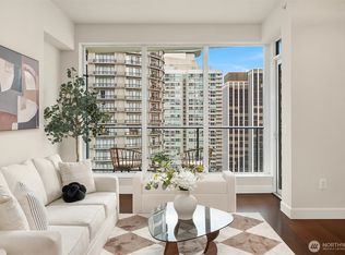 Escala, Seattle, WA 98101