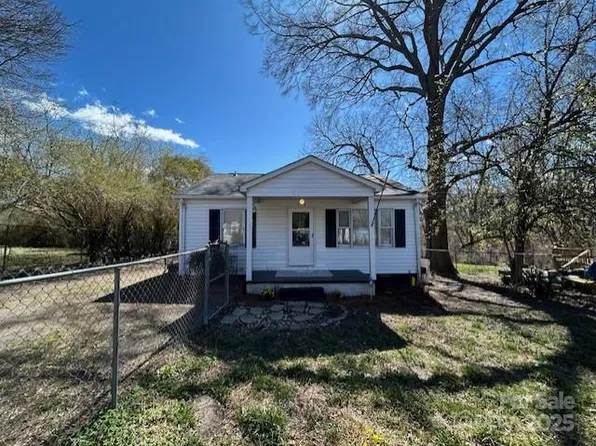 313 Nassau Pl, Gastonia, NC 28052