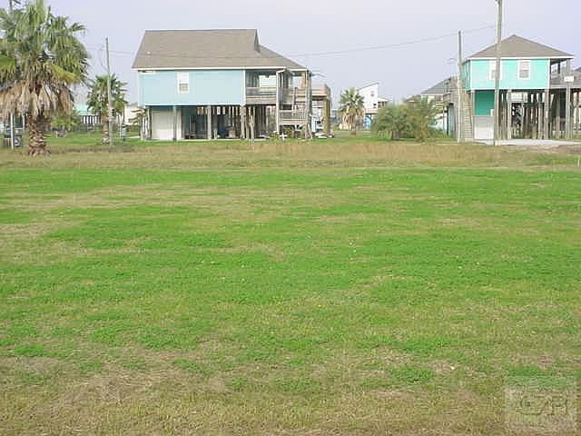 1st image of 960 Pelican Ln