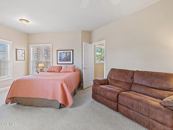 2nd image of 2760 Harbormaster Drive SE