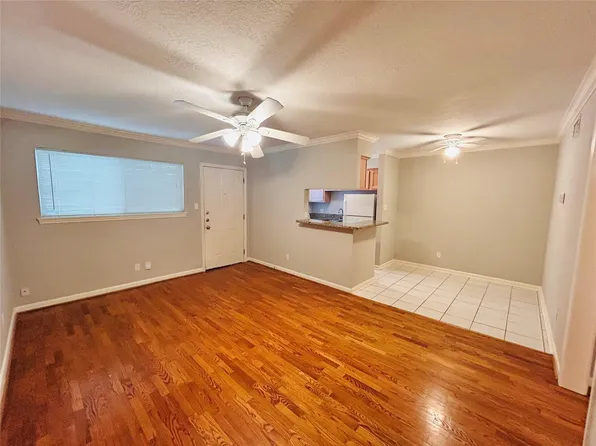 2201 Driscoll St APT 4, Houston, TX 77019