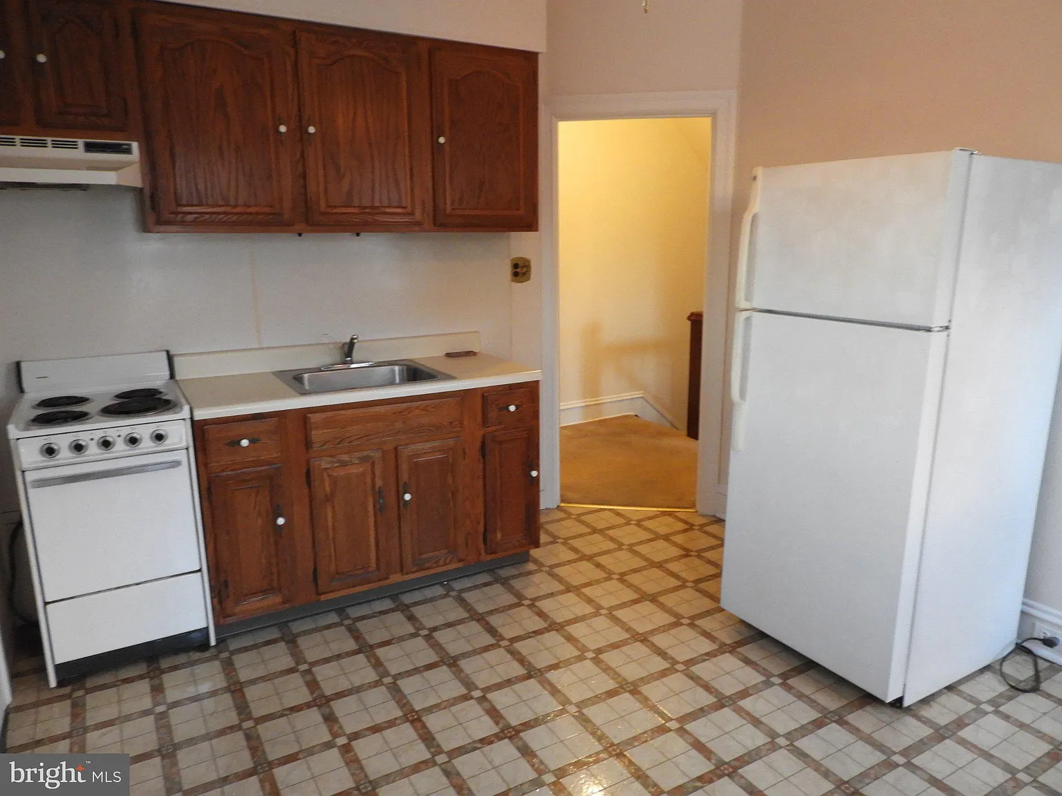 1 bed, 1.0 bath, 1300 sqft, $1,175 — Photo 3