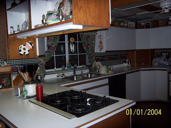 counter for extra seating