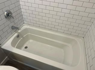 16 Elm St, Tariffville, CT 06081