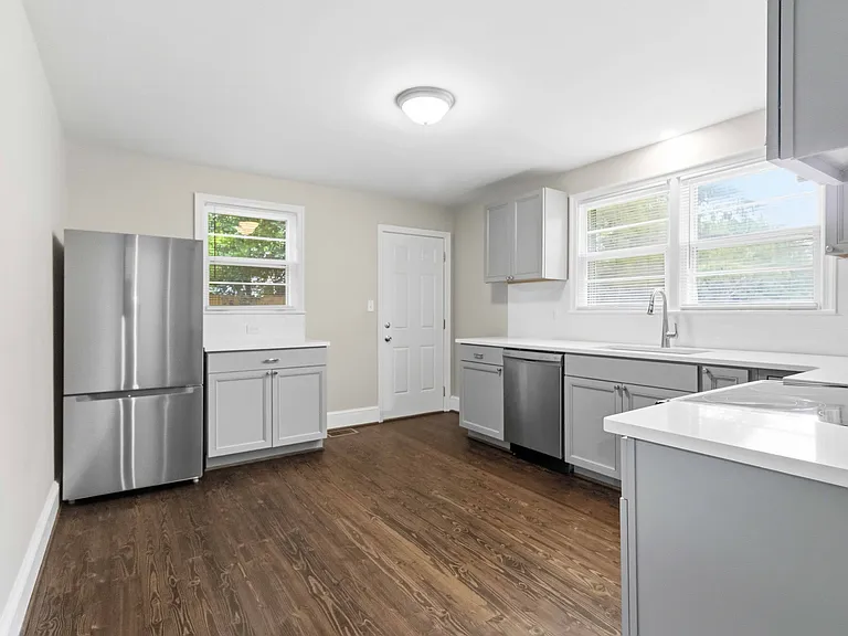1388 Boiling Springs Rd — Photo 10
