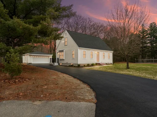 7 Harrison Eaton Ln, Amesbury, MA 01913