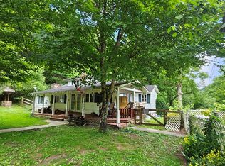 30178 Aistrop Rd, Saltville, VA 24370
