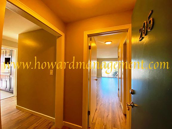 3rd image of 3104 4th St APT 205