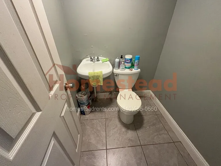 258 W. Bayberry Ln — Photo 9