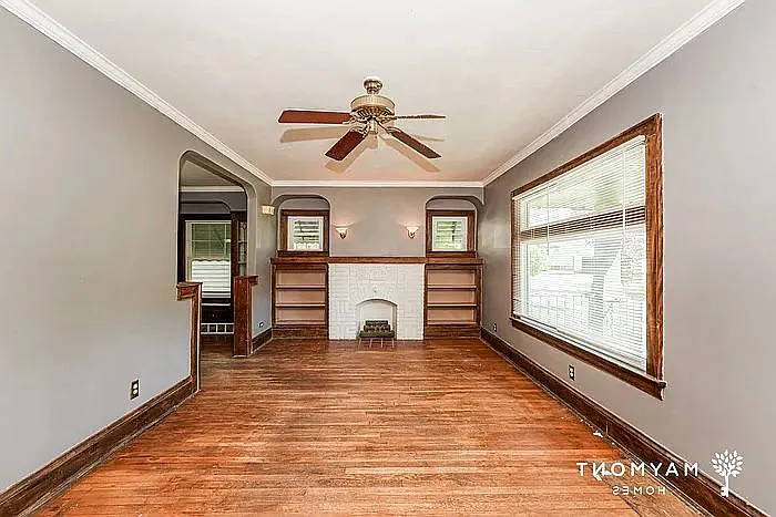 264 Joliet Ave #1 — Photo 2