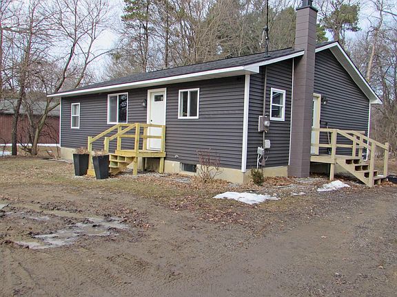 3rd image of 4172 Chesaning Rd