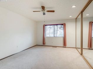 10310 SW Greenleaf Ter, Tigard, OR 97224