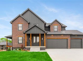 4704 SE Claude Ct, Blue Springs, MO 64014