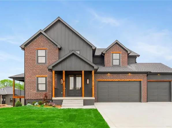 4704 SE Claude Ct, Blue Springs, MO 64014