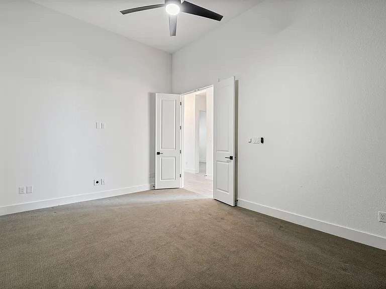 121 Running Bird Rd — Photo 11