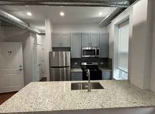 1444 W Erie St APT 3A, Chicago, IL 60642