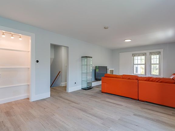 5th image of 64 Verchild St #1