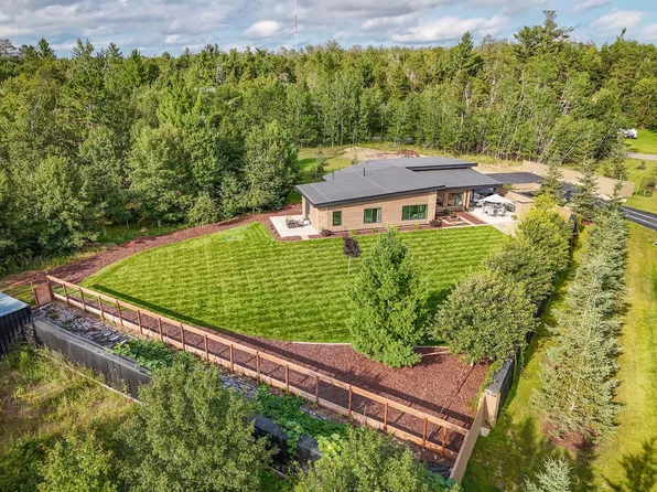 2641 Maplewood Dr SE, Bemidji, MN 56601