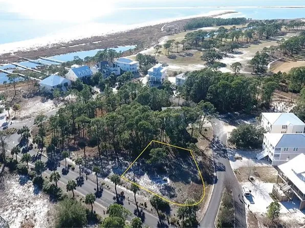 714 Hernando Pl #15, Dauphin Island, AL 36528