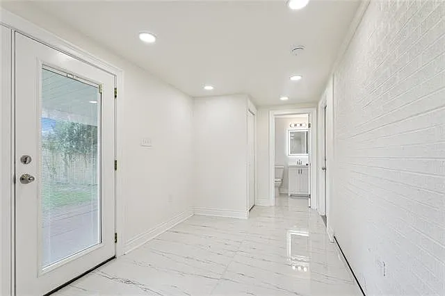 701 Airline Park Blvd — Photo 11