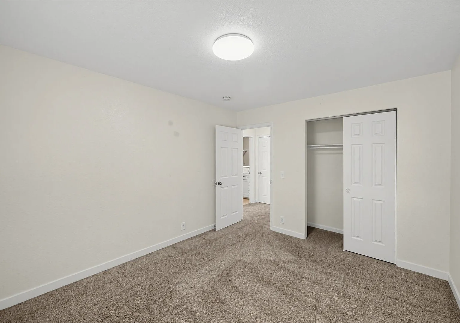Charming 3BR House in Denver — Photo 3