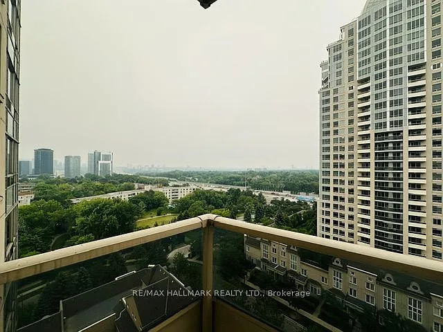 8 SE Rean Dr #1309 — Photo 10