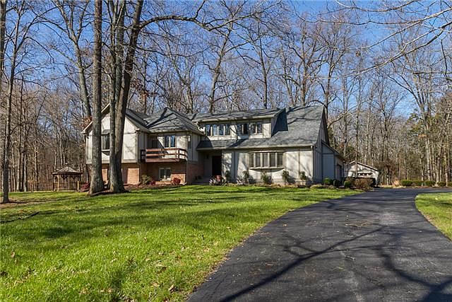 1st image of 1625 Everett Ln