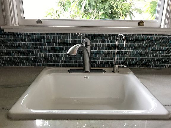 Tiled backsplash