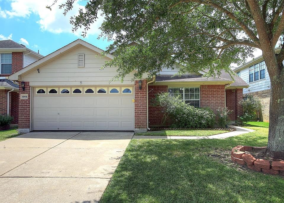 1st image of 10418 Country Squire Blvd