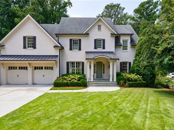 2946 Rockingham Dr NW, Atlanta, GA 30327