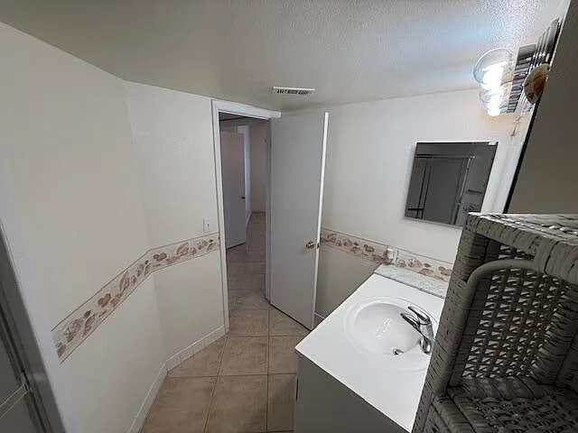1500 SE Royal Green Cir #203 — Photo 14