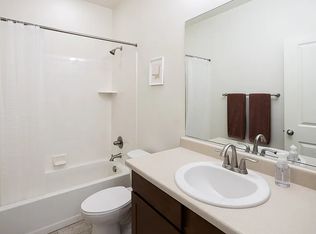 72 W Birds Eye Ln, Vineyard, UT 84059