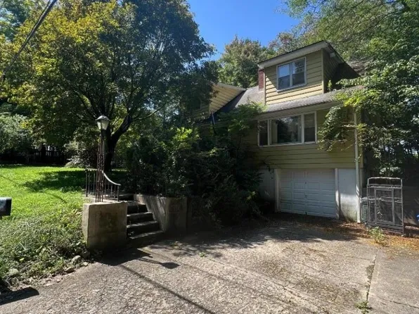 15 Brook Rd, West Milford Twp., NJ 07421
