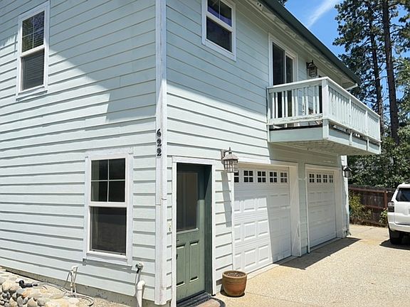 3rd image of 620 & 622 Chief Kelly Dr #622