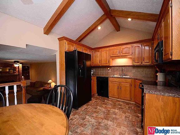 5th image of 1311 N 150th St
