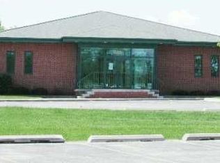 693 Marion Blvd, Marion, IA 52302