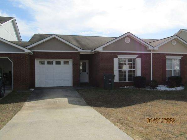 218 Wakefield Way