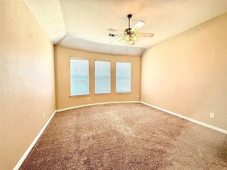 10008 Coolidge Dr — Photo 11