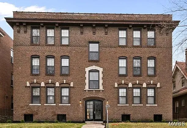 6274 Cates Ave #2E