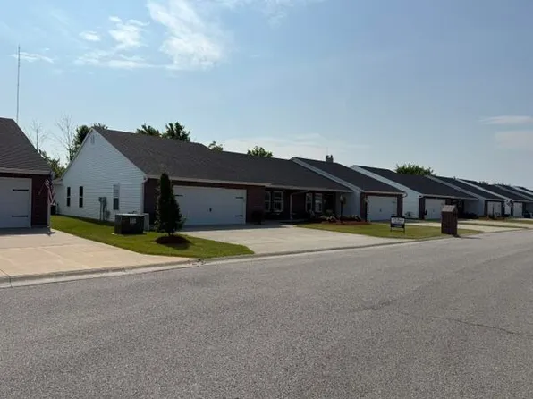 1335 Lantern Pointe Dr, Moberly, MO 65270