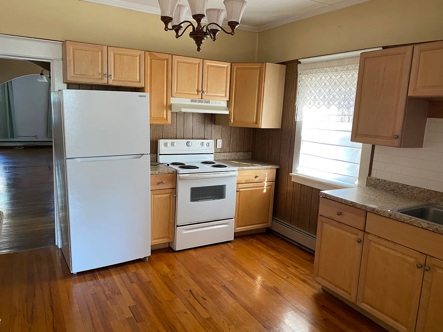 60 Hudson Ave — Photo 1