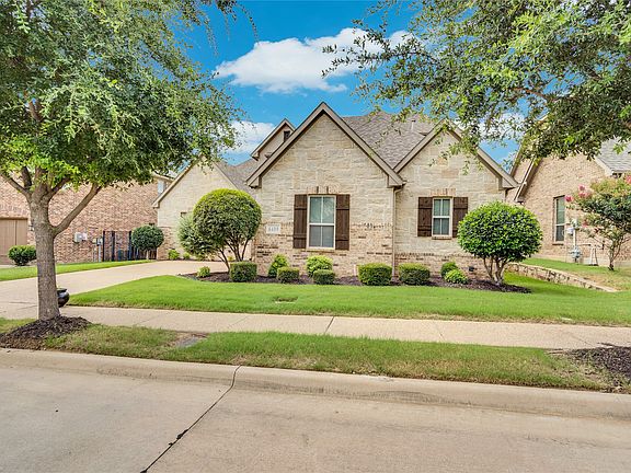 4th image of 6409 Vintage Lake Dr